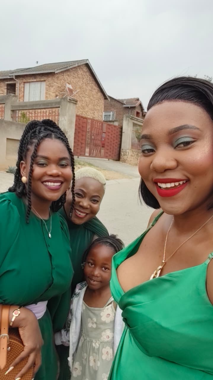 With her daughters